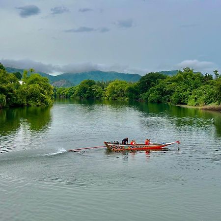 The Parrot Inn Kanchanaburi by Eksteriør bilde